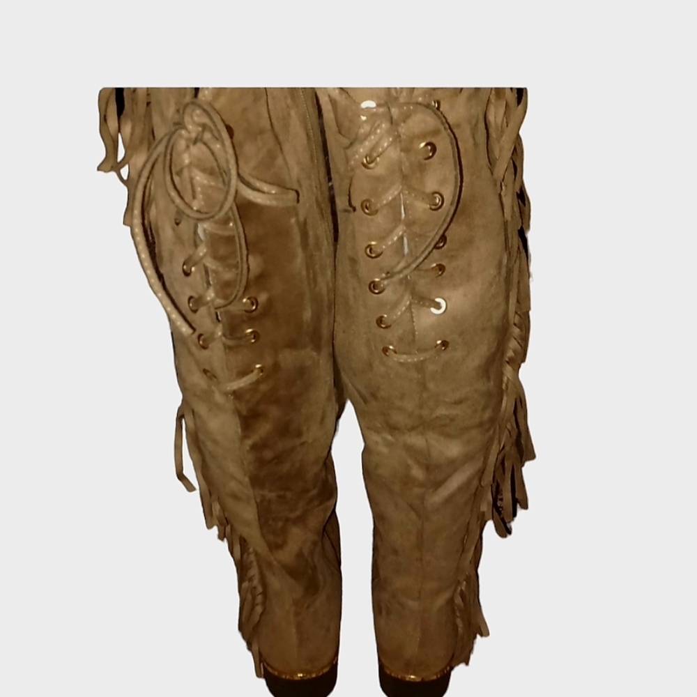 SOLD Lady Couture Fringe/Laced Boots Euro 39 Like New - Picture 4 of 5